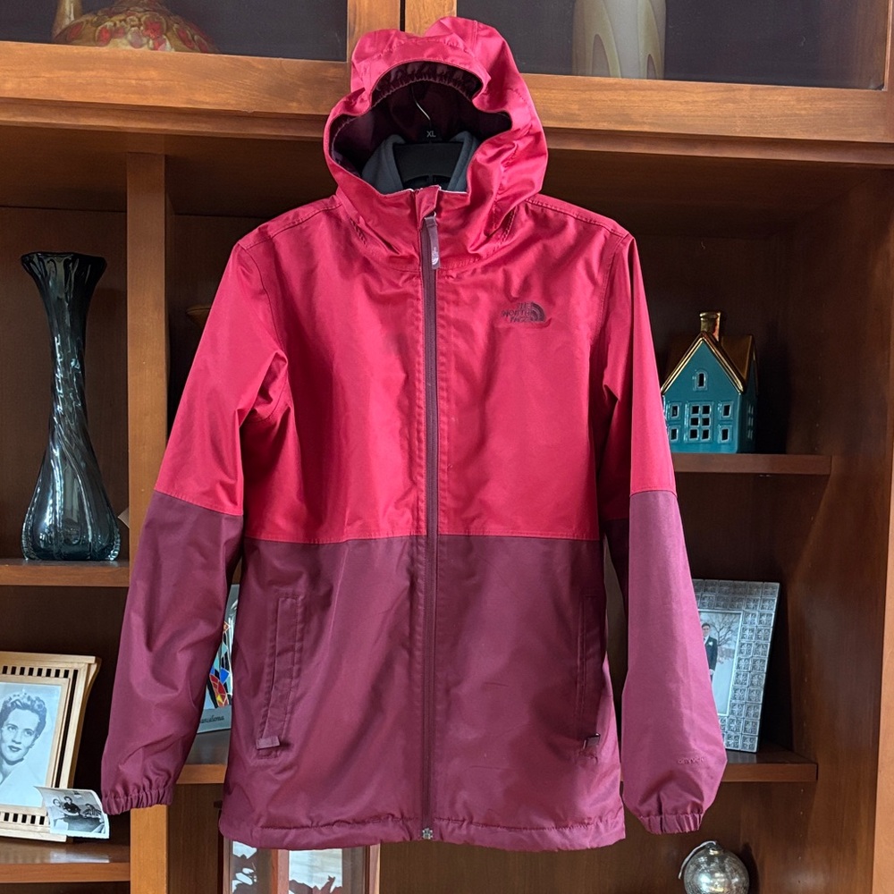 The North Face Boys XL Triclimate Dryvent Convertible Fleece & Nylon Jacket